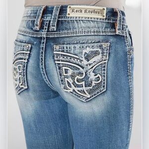 NWOT Rock Revival Women's Capri Jeans with Embroidered Pockets
